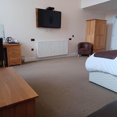 Grammar Lodge Guest House Кембелтаун Екстериор снимка