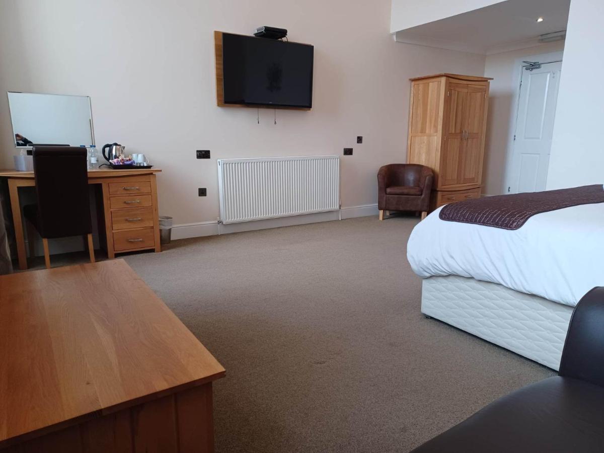 Grammar Lodge Guest House Кембелтаун Екстериор снимка